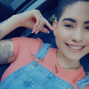 Meet your Posher, Ninayra